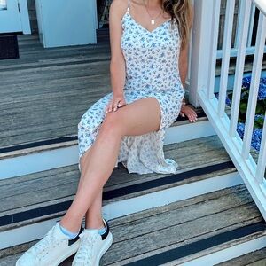 Reformation linen slip dress with slit! Size 8